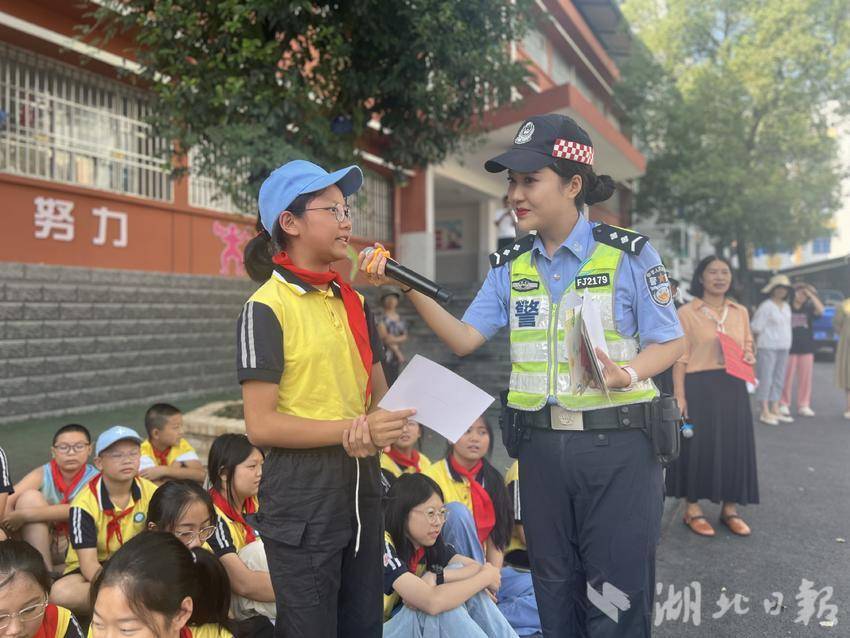 巴黎人充值梭哈